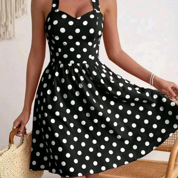 Polka Dot Print Tie Backless Halter Dress - Picture 4 of 5